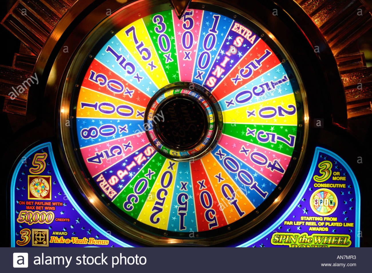 $840 Comórtas Casino ag Dhá-Up Casino